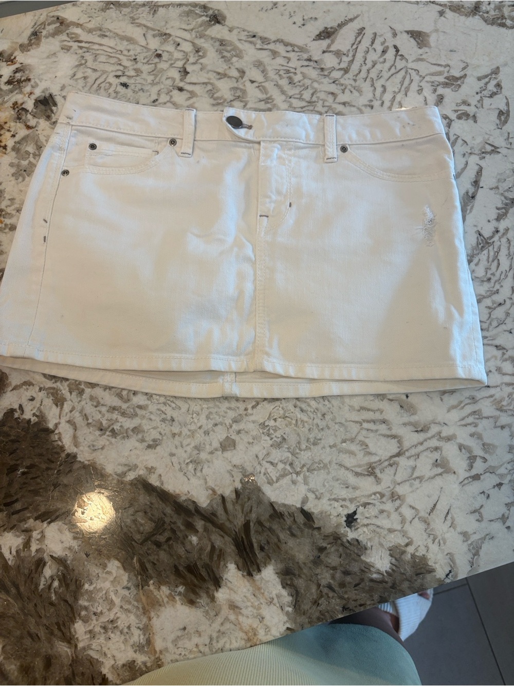 GAP White Denim Mini Skirt - Classic Women's Skirt